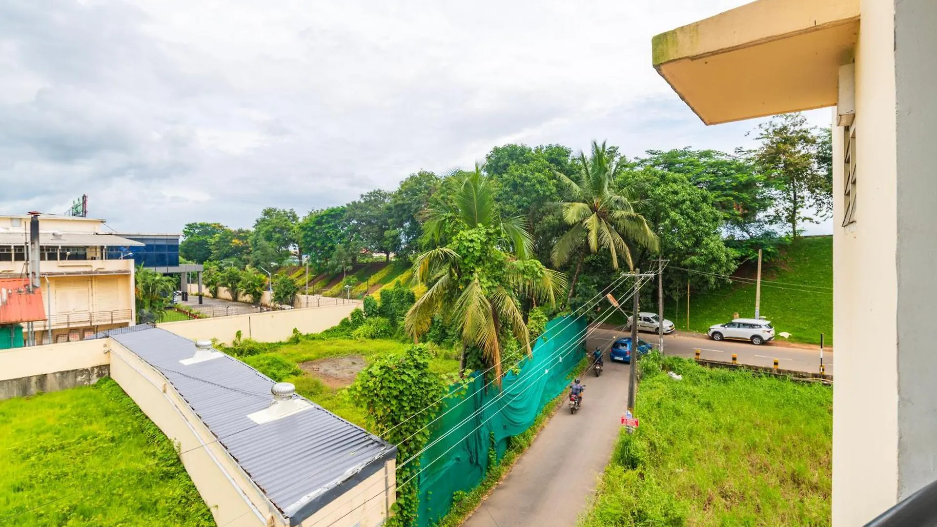 Sancta Maria Airport Hotel Kochi