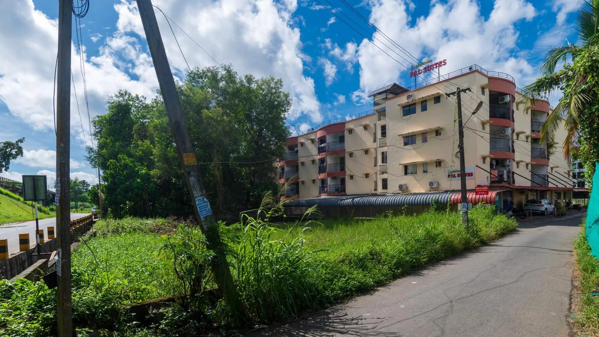 Sancta Maria Airport Hotel Kochi 0*,