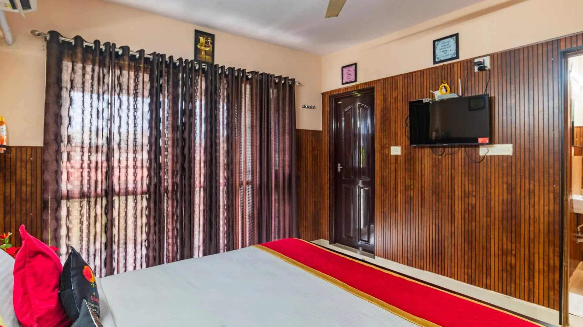 Sancta Maria Airport Hotel Kochi