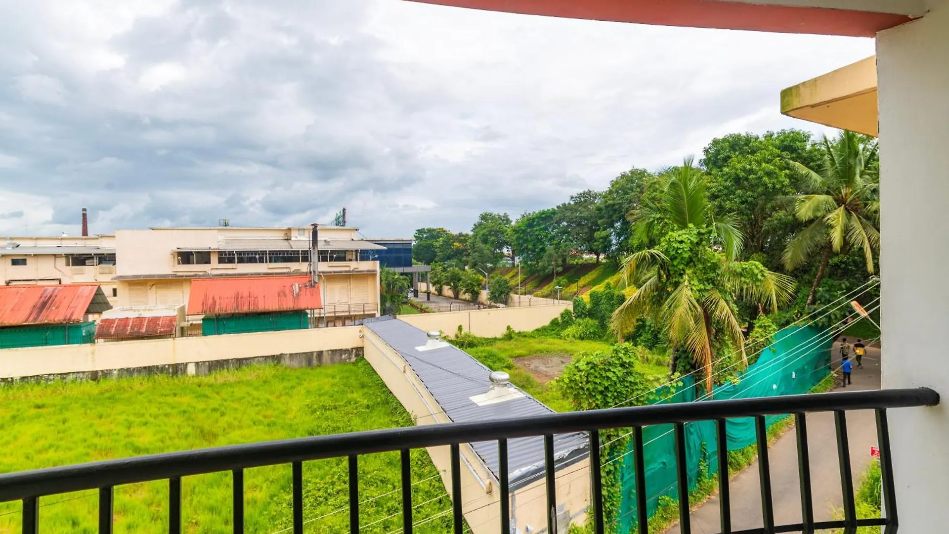 Sancta Maria Airport Hotel Kochi